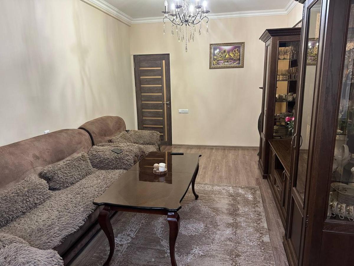 Apartment In Γιερεβάν Εξωτερικό φωτογραφία
